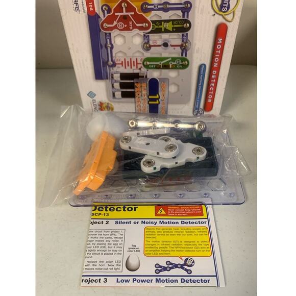 ELENCO Snap Circuits Motion Detector Kit, Model SCP-13 - Picture 6 of 8